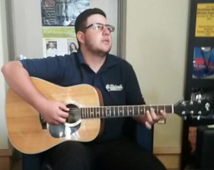 zammer28's tweet photo. Singing in the chaped #mediumcloseup #credence @Mr_LoMonaco http://t.co/8Dccrhf1vg