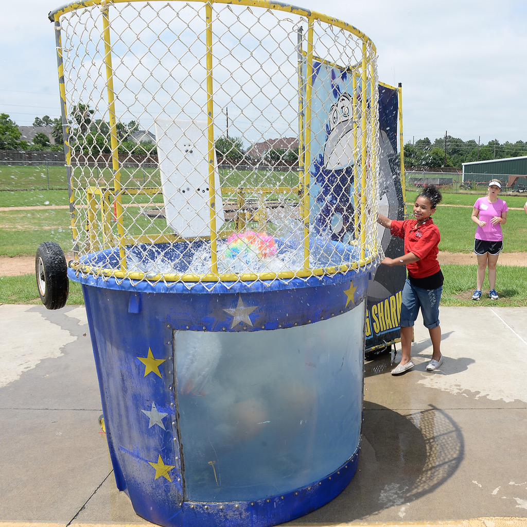 nicole_d_ray's tweet photo. Coach ANSELMI takes one for the team @BlackBearkats  fundraising celebration @CyFairISD Way to go Bearkats! http://t.co/YA8MAEk9Oh