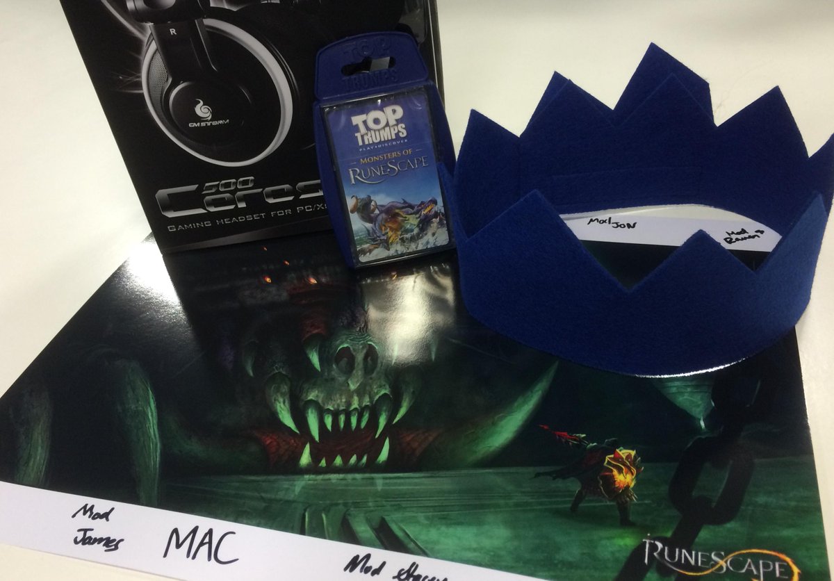 RuneScape's tweet photo. WIN: all these goodies (inc. @CoolerMasterUK headset) with #FreeStuffFriday!

Simply RT &amp; follow to enter. Good luck! http://t.co/vAhclA1zmN