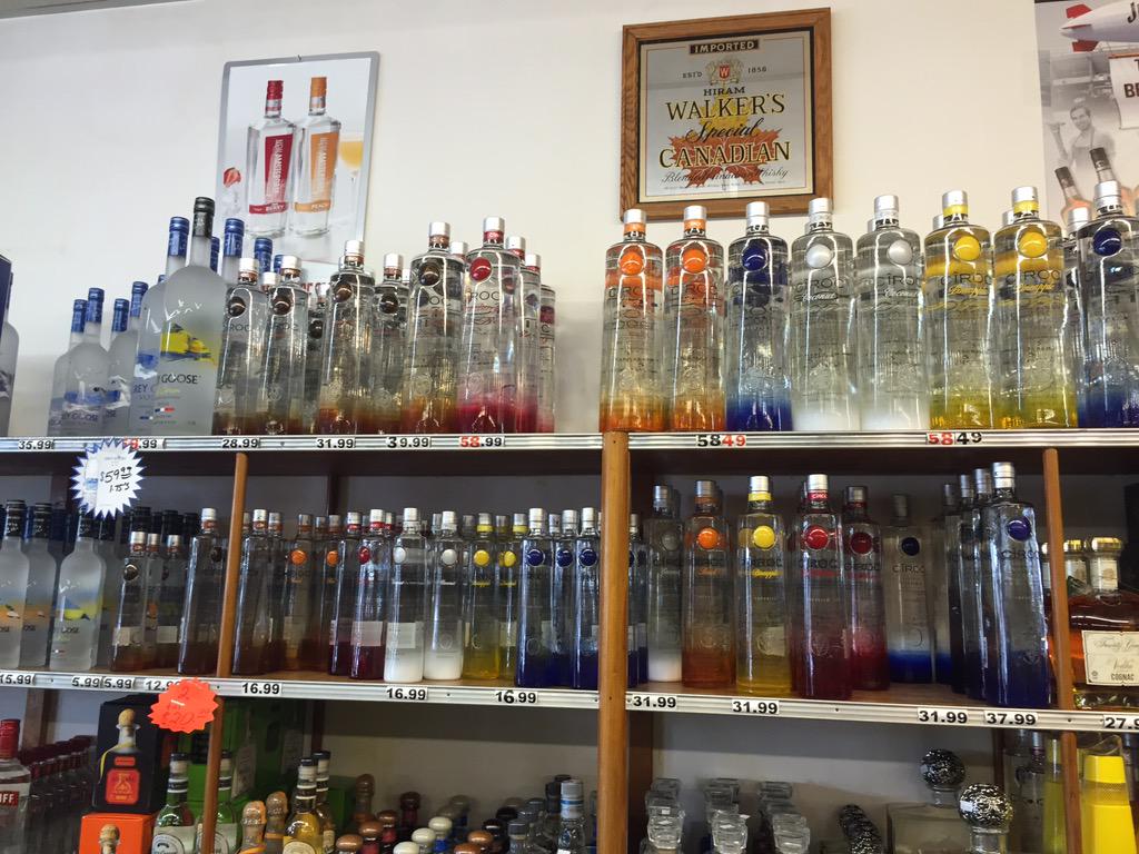 BWP12345's tweet photo. Cheapest ciroc in Myrtle beach 21st Ave N @Ciroc #Bikefest2k15 #MemorialDayWeekend #myrtlebeach http://t.co/Ij57zjbr3j
