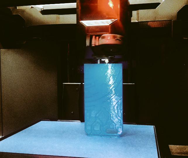 CHSRampage's tweet photo. CHS robotics Team 999 is test printing a cell phone case from a 3D printer donated by @ReganTech! Thanks Mr. Regan! http://t.co/lCp0IOWA5f