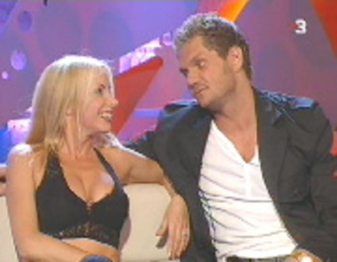 @telecincoes @Supervivientes Conozco a @NACHOVIDALPORN  hace 18años y Suhaila  no le llega ni a la suela