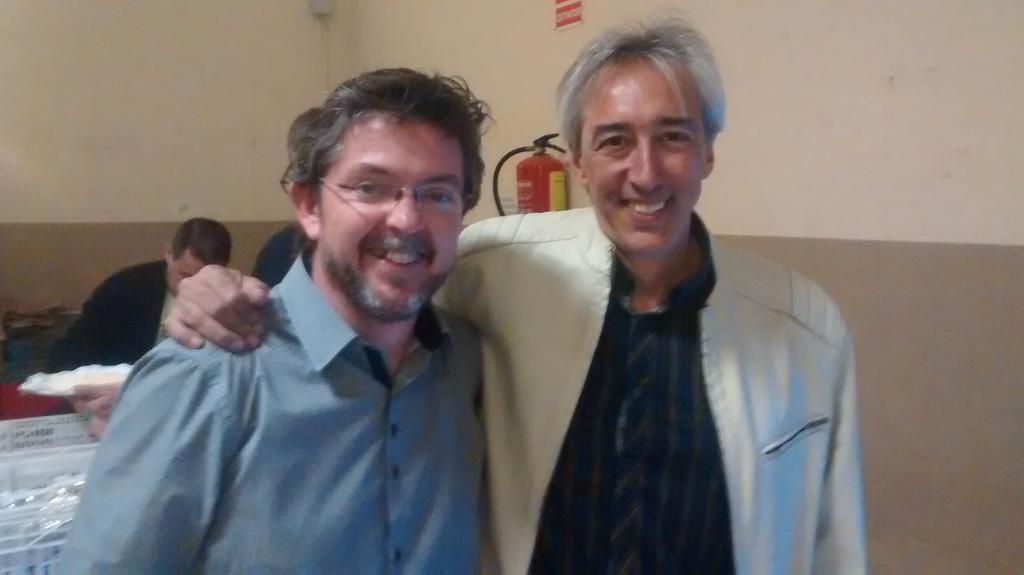 JoseMontero_M's tweet photo. Ja tenim amb nosaltres a @davidcompanyon i en uns minuts comença l'acte final de campanya al Teatre Municipal http://t.co/xbnTBPHwwr