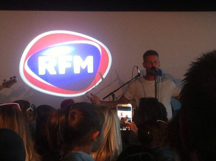 RFMFrance's tweet photo. C'est de la folie pure ici à Bordeaux ! #ConcertVIP #MPokora #RFM http://t.co/YSSW9bSetj