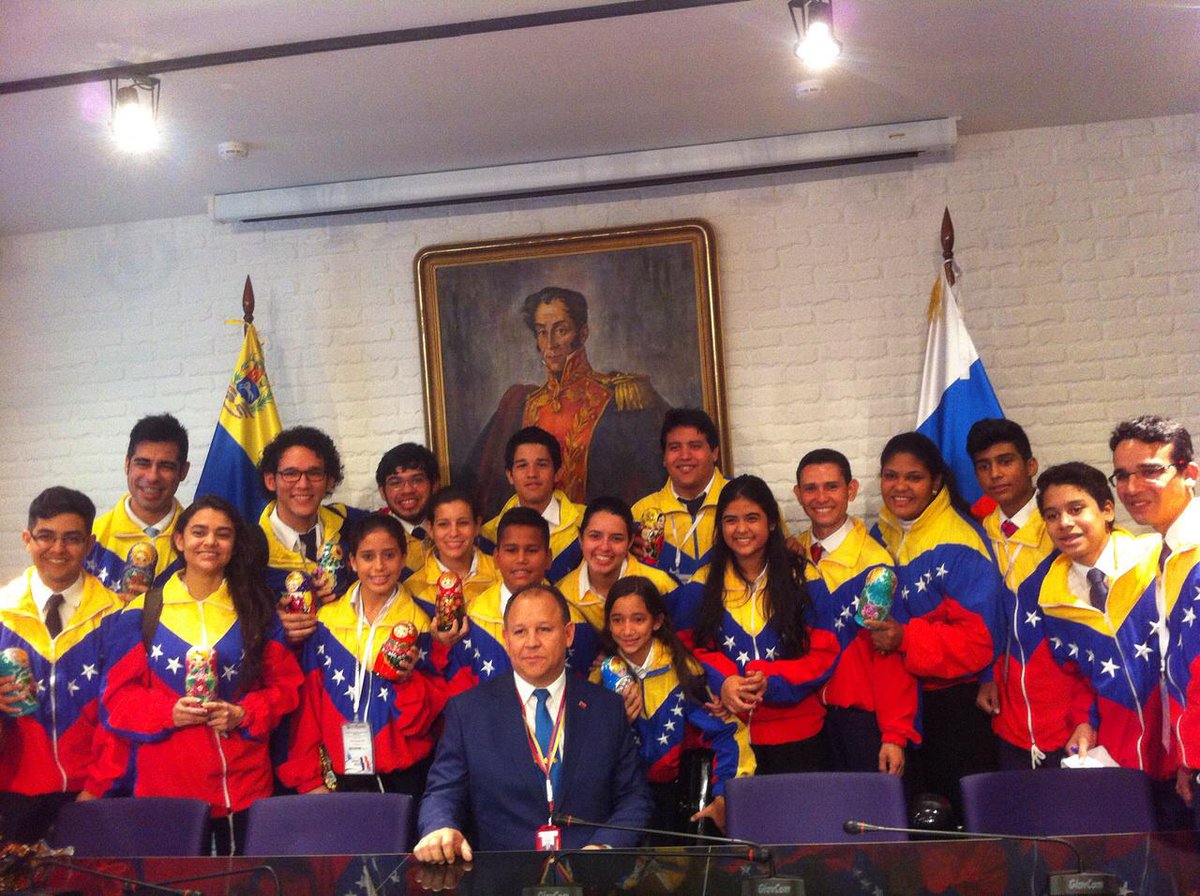 El día de ayer los jóvenes de el <a href="/NucleoLags/">Núcleo Lagunillas</a> realizaron un concierto en la embajada de Venezuela en Rusia