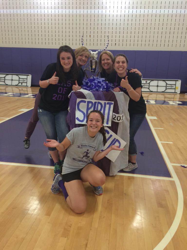 15WAHS's tweet photo. SO PROUD OF OUR CLASS BEING CLASS CUP CHAMPIONS 💜 #wahs15 http://t.co/xzUJPtFABj