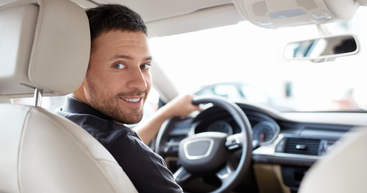 CFMInsurance's tweet photo. What's all the buzz about app-based car services? Learn more about ridesharing: https://t.co/dKtMDm8tQD http://t.co/3j7kW6DCOw