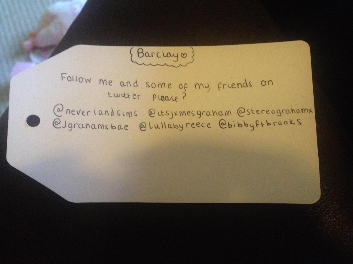 neverlandsims's tweet photo. rt if you need a Barclay follow, giving him this on Sunday 😌💘 http://t.co/JkPXyLRUc2