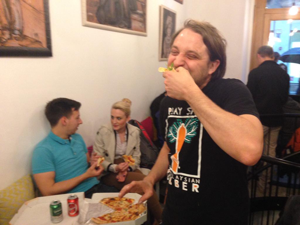 vijavajavn's tweet photo. #Bitnik's 1st anniversary & #BitcoinPizzaDay. Pizzas bought with #BTC! Cheers! @HostelTresor @CointelegraphSi http://t.co/S6PyrZ2l2g