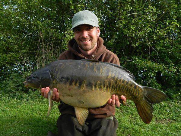jamesjayden1216's tweet photo. Simply stunning! A 20+ Hardwick &amp; Smiths carp! First time using the Korda Krank Choddy hooks and this one was nailed! http://t.co/le4lJD6d7r
