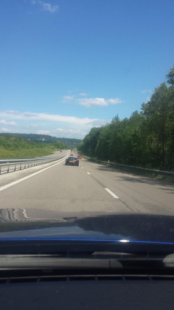 dubrun2015's tweet photo. Geneva awaits#DUBRUN2015 http://t.co/uTEAd7aGZJ