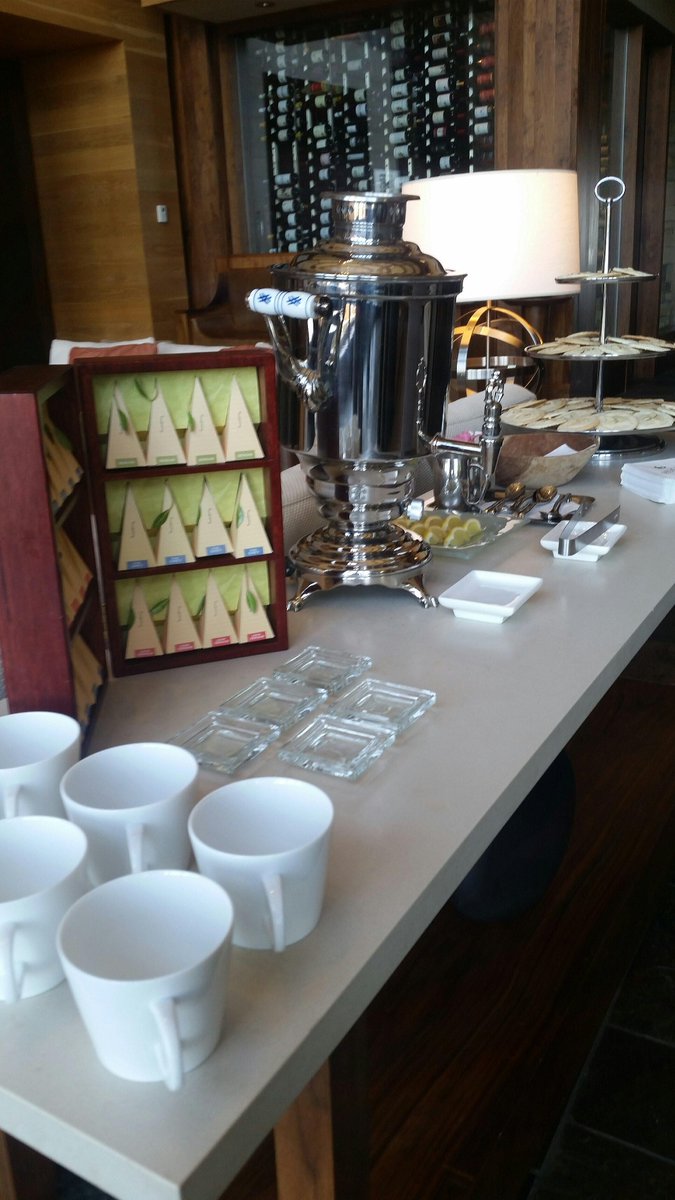 It's Tea Time in the Great Hall! #tea #cookies