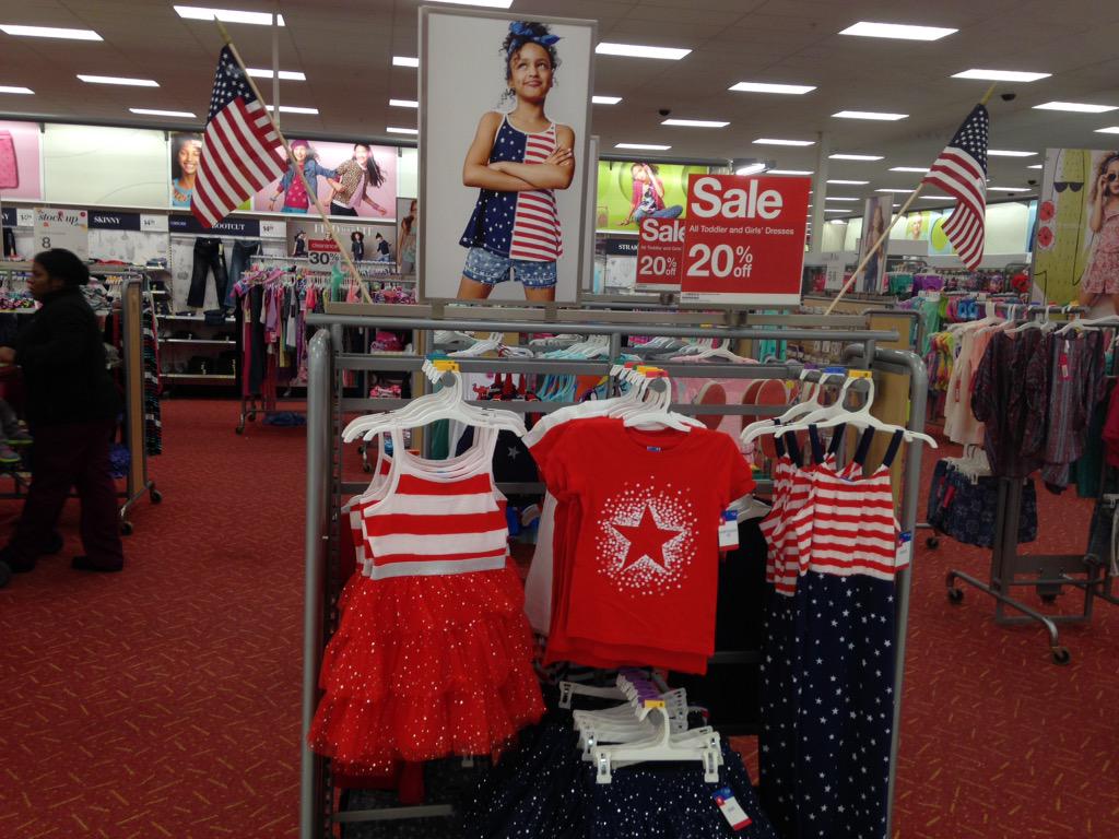 #R400MemorialDayStyle @cat10jill <a href="/bretthumbert/">Brett Humbert</a> <a href="/JolieRiedl/">Jolie Riedl</a> <a href="/chelsluhu/">Chelsea Newbould</a> <a href="/timcachat/">Tim Cachat</a>