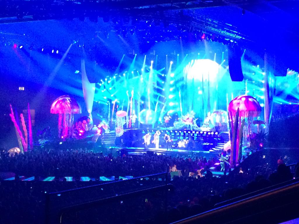 chloelousar's tweet photo. Can't wait to hear my cheering on the big screen! Tickets are booked! @takethat @GaryBarlow http://t.co/ETW5PXjjmM