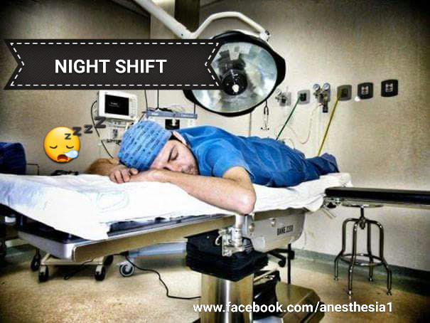 DrRocTci's tweet photo. #Studio_Roc : Night Shift 😪💤💤 http://t.co/DRoLhSIRIE