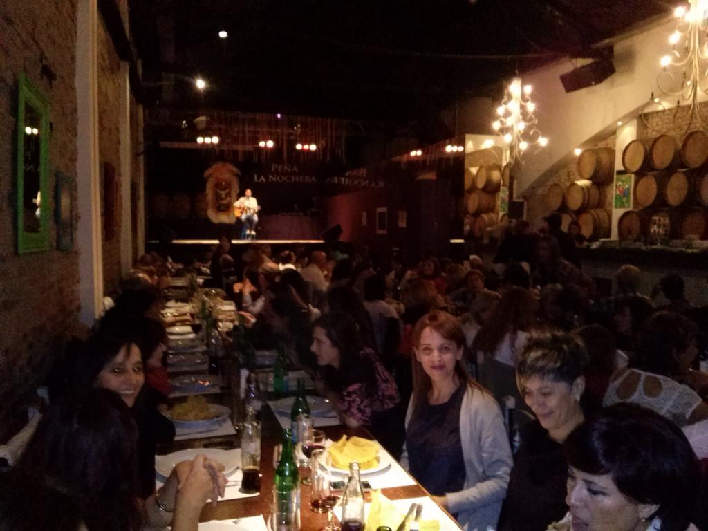 juanchylo's tweet photo. Cena de cierre del XII Congreso Argentino de Nutricion en Salta @SoldelNorteEven #lanochera http://t.co/s2v9wMZ3qJ