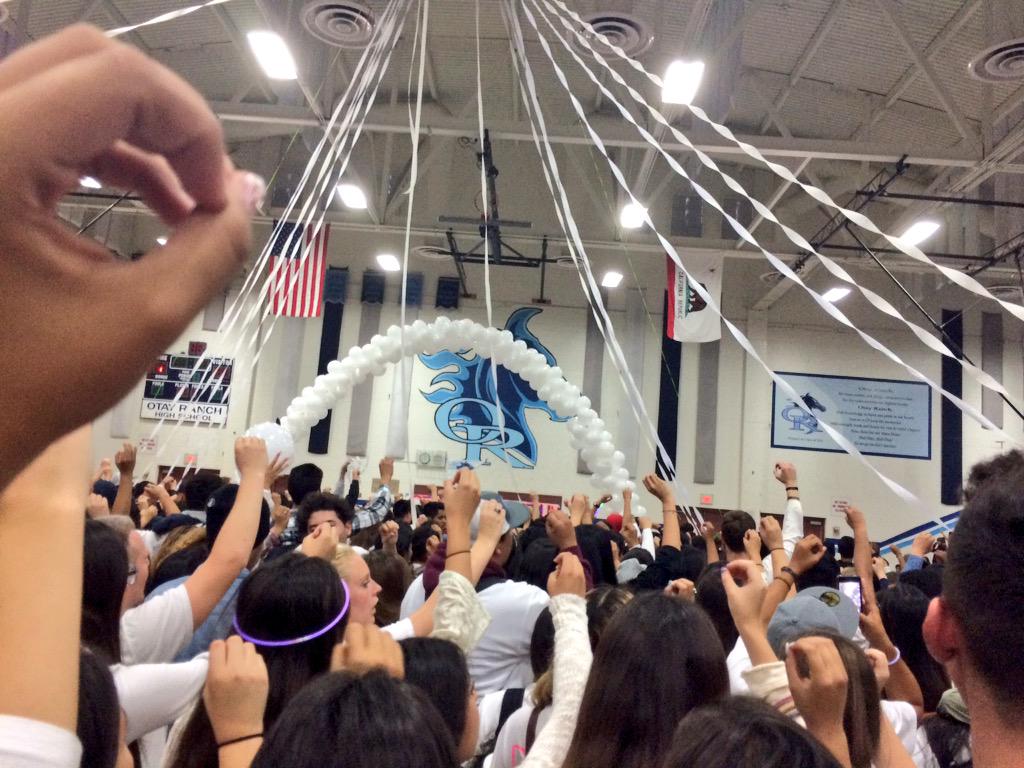 ddoomiiniiquuee's tweet image. bitter sweet #lastassembly (':