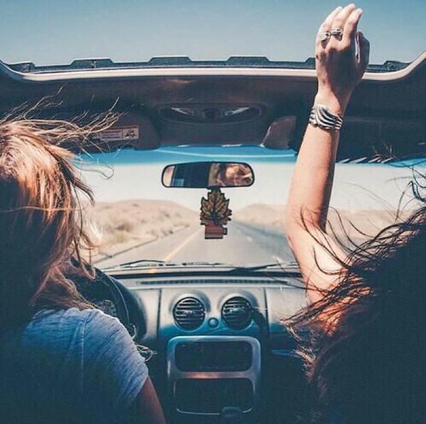 TheGirlDrop's tweet image. You should have a road trip at least once in your life