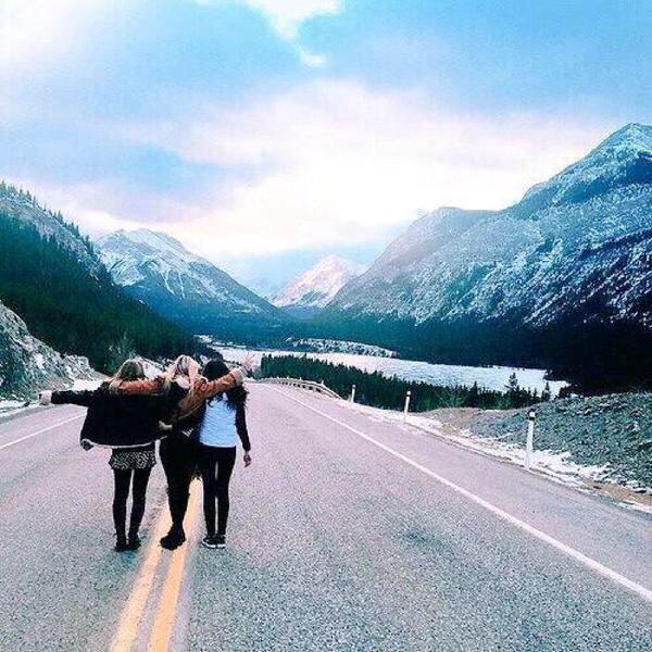 TheGirlDrop's tweet image. You should have a road trip at least once in your life