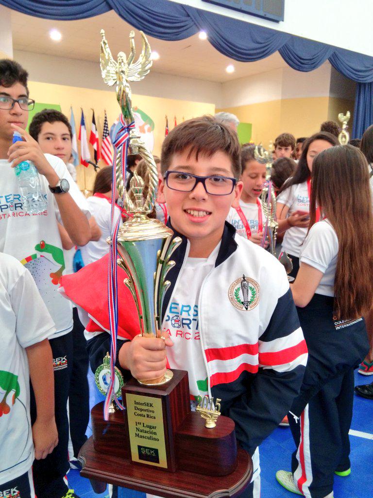 geovacordero's tweet photo. La alegría invade a las Delegaciones.  Todos disfrutamos mucho este #InterSEK2015 @SEKCosta_Rica http://t.co/Sw5heA3ehT