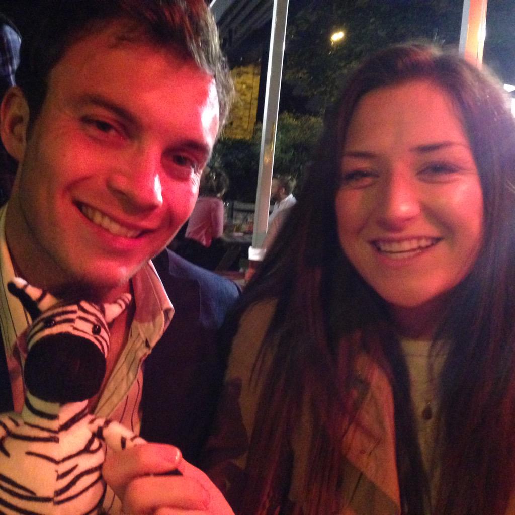 NicCarter89's tweet photo. #zelfie @InvestecCricket  test tickets please...  #investectest http://t.co/yEXmtPIMeI