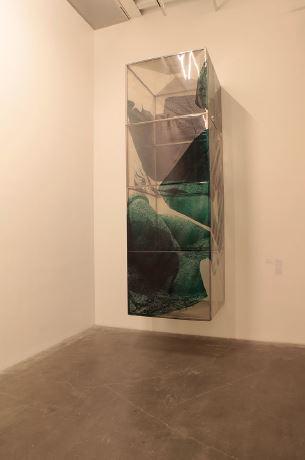 newmuseum's tweet photo. 1 day and a few hours to see #SurroundAudience. Spread the #TriennialAwareness and RT! http://t.co/6ehOfNVokL http://t.co/ajP9ER2OTD