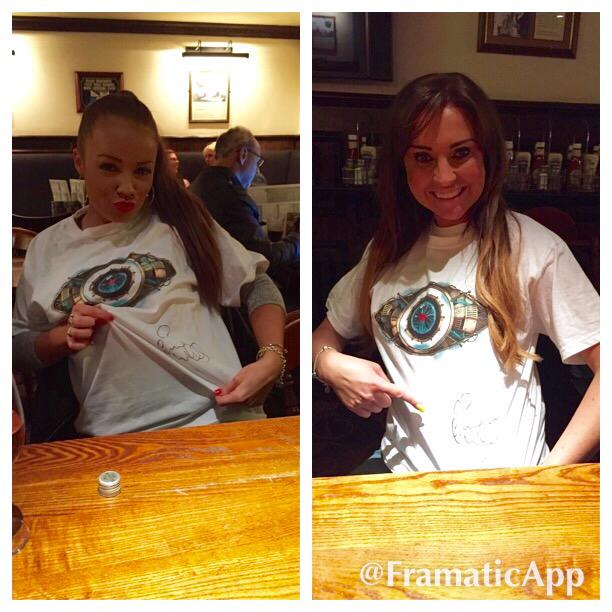 Sian_c_27's tweet photo. Best souvenir ever 🙌🏽 thanks @georgianeedham @bbuk @EmmaWillis @stuartholdham #signedTshirt http://t.co/Z6EZ02F9gM
