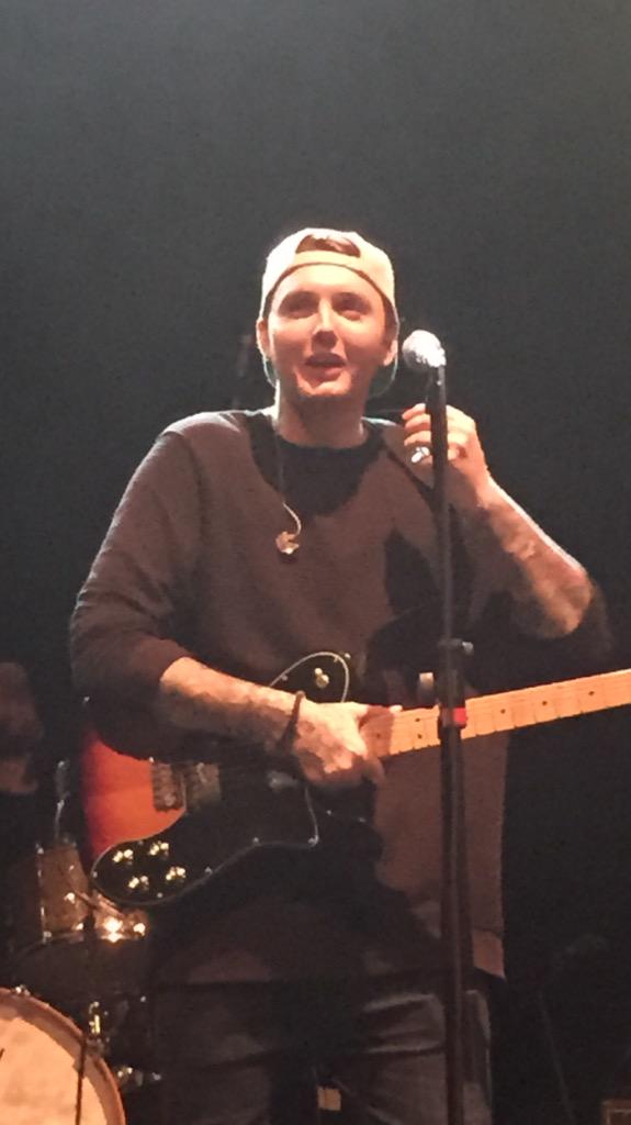 jlw0502's tweet photo. @JamesArthur23 You smashed it tonight in Birmingham #StorySoFarTour π΅β€οΈ http://t.co/xnUT2Iz4tS
