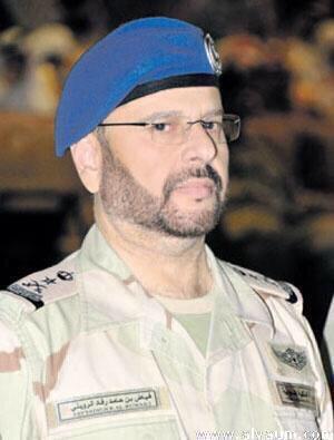 NEWS_ANZH's tweet photo. إنجاز سعودي

وزارة الدفاع الأمريكية تكرم

 الفريق طيار ركن

 #فياض_الرويلي ضمن أفضل 

قادة عسكريين بالعالم 2014م http://t.co/dVQRCJ6PJu