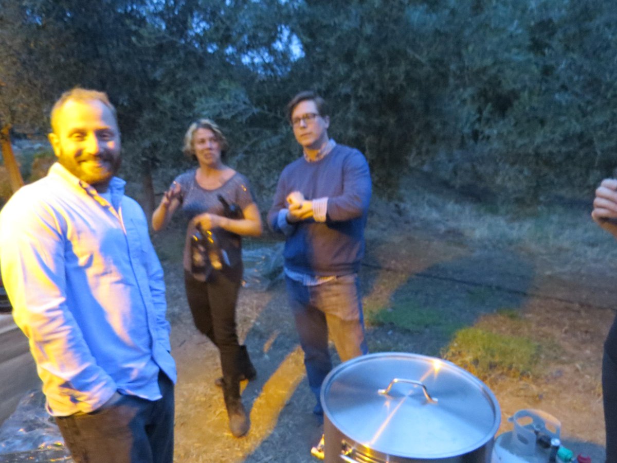805foodie's tweet photo. ... oh, just watching water boil for @BeaconCoffee French press coffee @ #TotallyLocalVC dinner in olive orchard ... http://t.co/ECqiDGH2ot