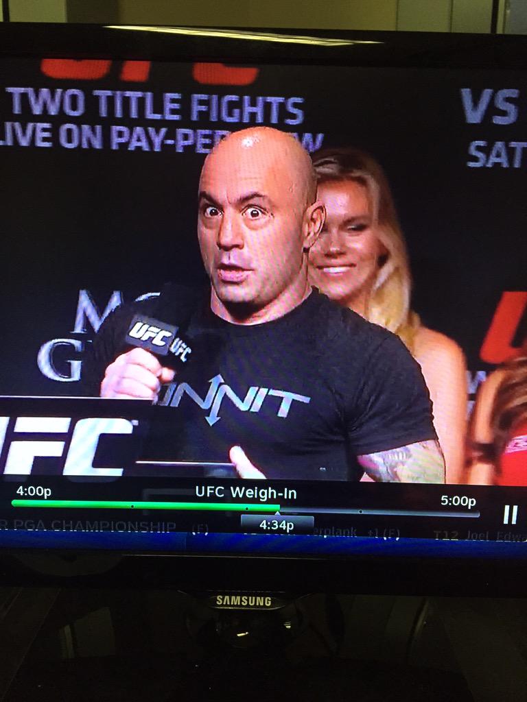 alexpadilla86's tweet photo. When the ufc champ calls out his opponent for steroids on national TV you make this face  @joerogan http://t.co/lSyHWybGBo