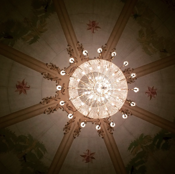 leticiaspiller's tweet photo. Beautiful! Olha que teatro lindo! #TheatroSãoPedro 🌟#EDYPOP http://t.co/8GlSPoCM2e