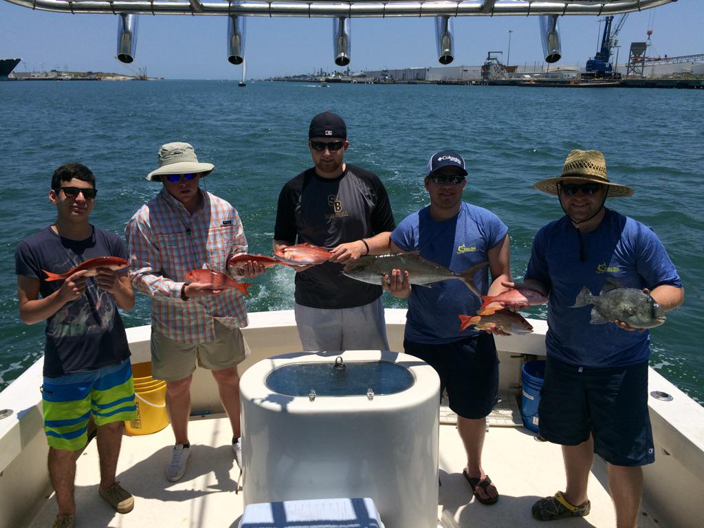 jesseslow's tweet photo. Great day fishing with some friends! #HereComesTheSlows #ItsSlowTime @jeremymoates http://t.co/8rUhc6wK5Z