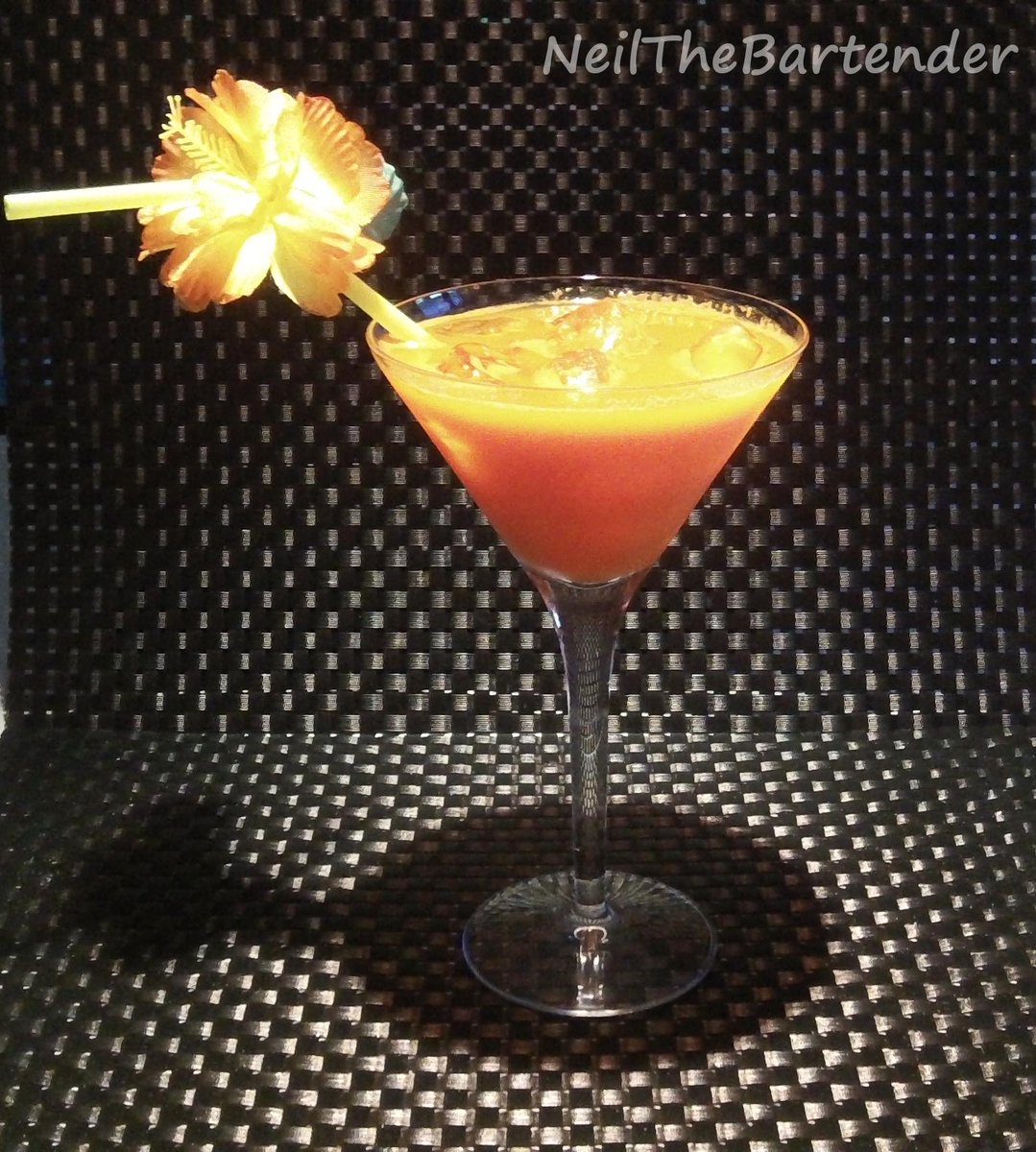 NeilBartender's tweet photo. My fresh carrot juice. :)
#carrot #drinks #food #cancer http://t.co/rPHSriGWd8