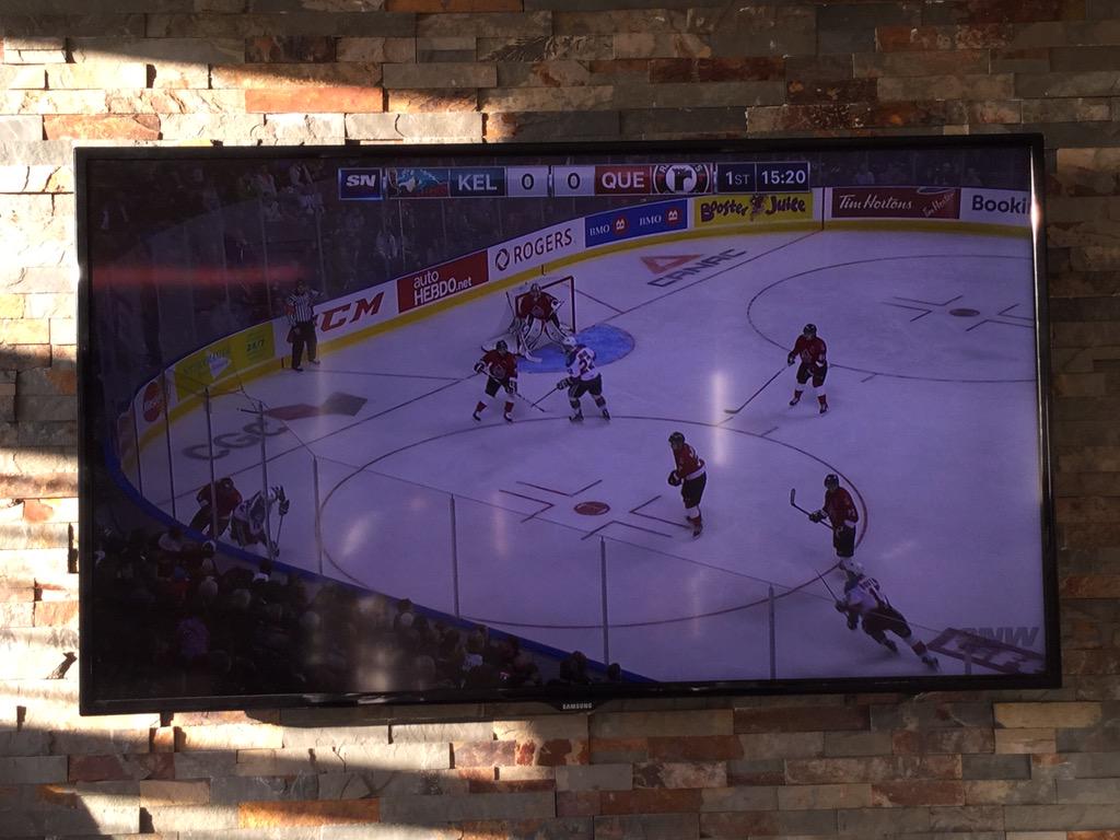 Mahony5664's tweet photo. CGC logo sighting! @MCMemorialCup @Sportsnet #CGCbuildit http://t.co/5SNgI8V1a7