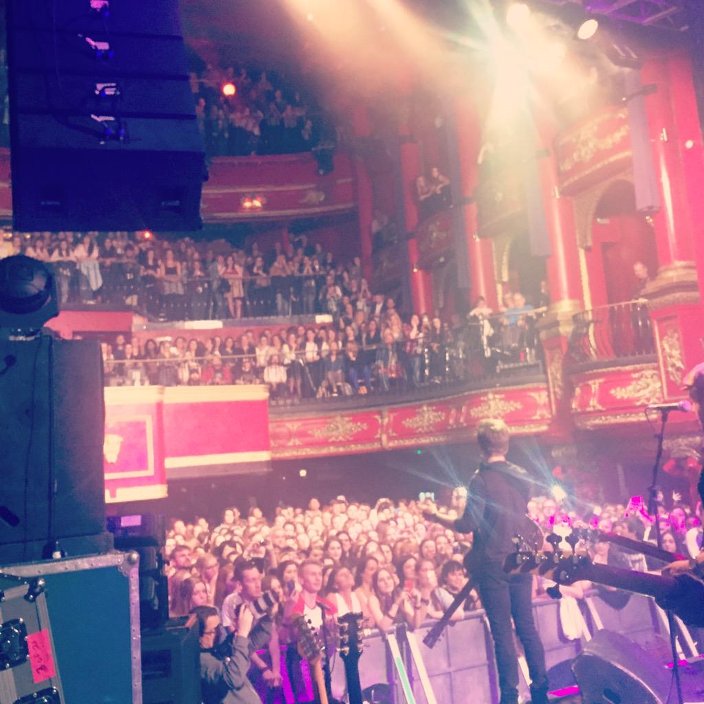 HunterHayes's tweet photo. Wow!!  THAT was such an incredible night guys and we are just getting started!!! #LBCTOURUK http://t.co/0kv2Z2CNi7