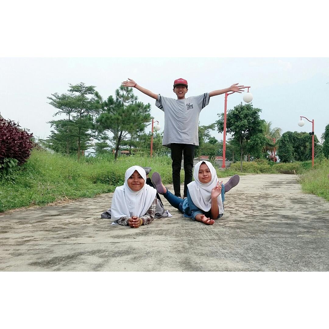 Millati_Indi24's tweet photo. Taman #JUNGLE http://t.co/Sl8PzTqAgW