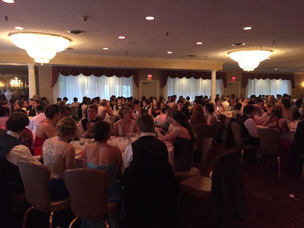 Dr_DeStefano's tweet photo. #JuniorProm2015 underway! #BHS http://t.co/qbyvjs8ytb