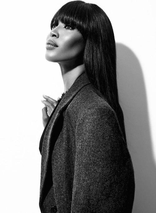 HOJE TAMBÉM FOI ANIVERSARIO A LINDA  Naomi Campbell Happy Happy Birthday 