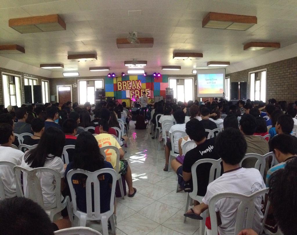 BreakFreeCamp's tweet photo. Quinn Dimapilis speaking for this morning's Dawn Watch! :) #BreakFreeCamp2015 http://t.co/DgKWUwD1Ha
