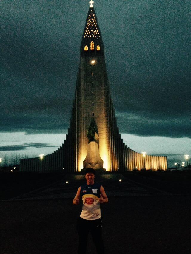 Truely reppin from Iceland now! <a href="/GoldCoastSUNS/">Gold Coast Suns</a> <a href="/tyronedownie4/">Tigga</a> #Reykjavik #gcsuns #hallgrimskirkja