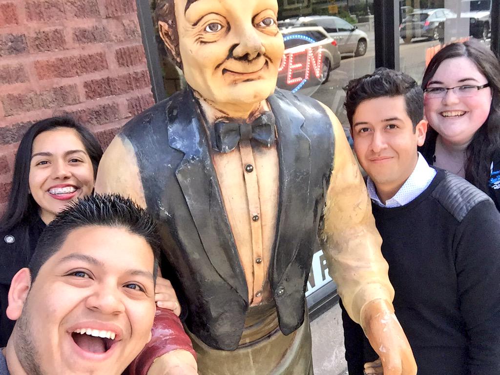 bethany_622's tweet photo. Chicago with the best people ever http://t.co/Mmb2l5s2WU