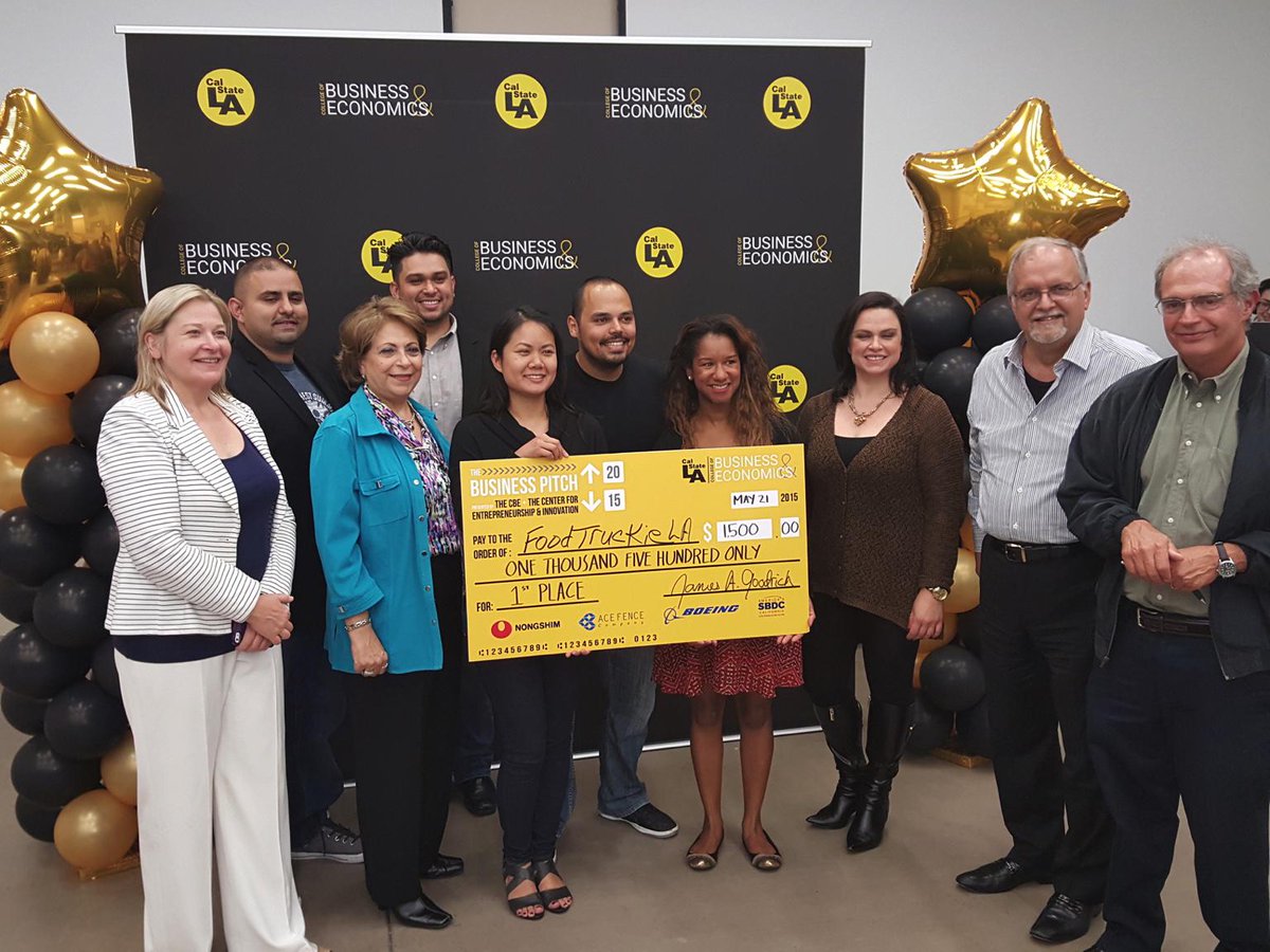 JuliaDilts's tweet photo. Congrats 2 @foodtruckieLA 1st Prize @CalStateLA Biz Pitch! Co-Founder @WildHorseLabs @MikeMiller rocked as a Judge. http://t.co/V5EgVxErja