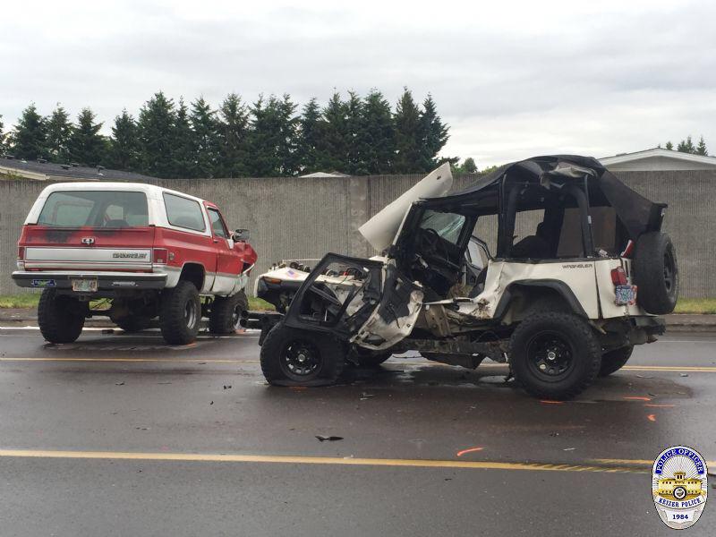 AlertSalem's tweet photo. Pics from the crash on lockhaven in Keizer from Keizer PD press release. #AlertKeizer keizor http://t.co/uBx0CRPhPi