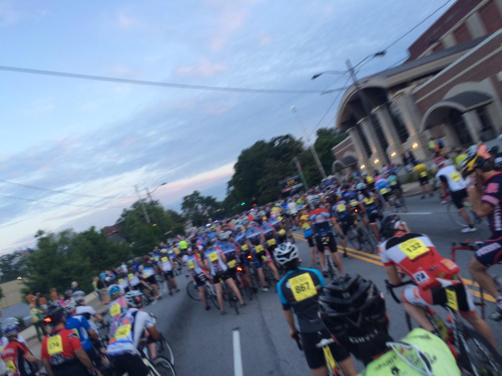 jennpelicano's tweet photo. Assault on Mt. Mitchell -  CHECK! #assaultonmtmitchell http://t.co/2Pg7rTiEsH