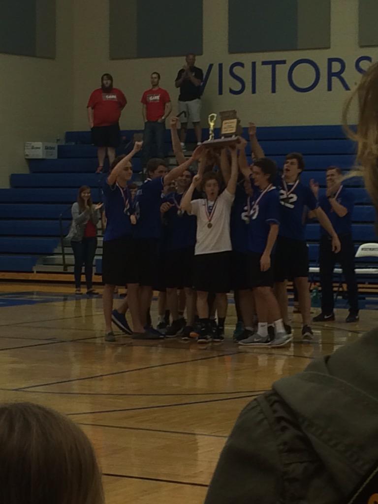 horf_ATC's tweet photo. Congrats @VBCoachE! http://t.co/qvme4Vpjdg