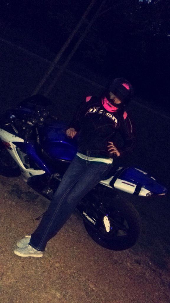 nikki_7214's tweet photo. Bc bad bitches ride hard #thatbikelife http://t.co/voIUjoBy8l