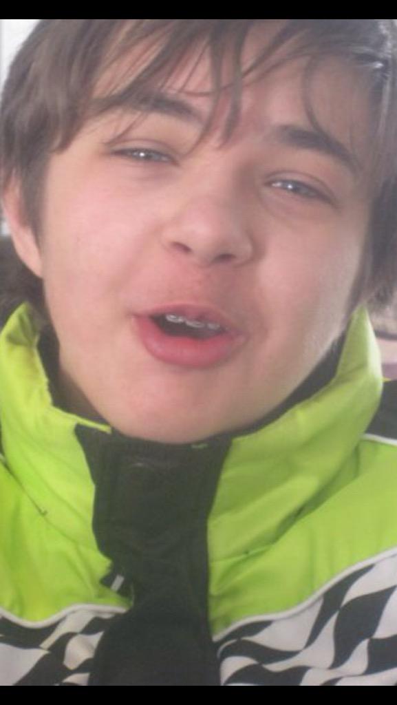 LoganDeCoste's tweet photo. @scanlan21 http://t.co/p1KmMw6OhH