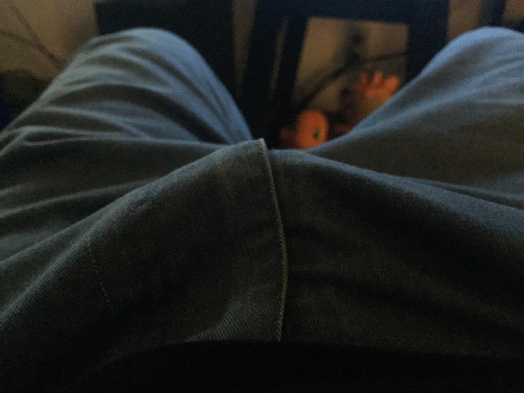 Orenji on Twitter: "My pants always make it look like I have a boner... Or  maybe I do. 👨 http://t.co/PShEpWpd1h" / Twitter