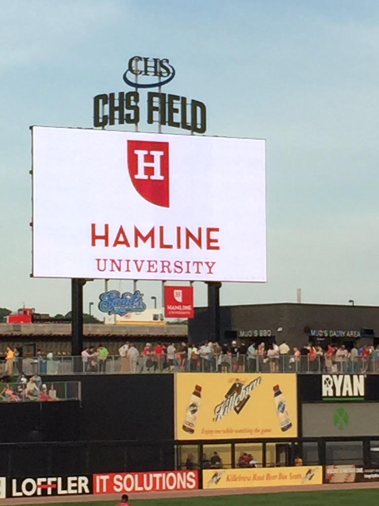 KtDrews's tweet photo. @HamlineU sponsoring the random act of kindness tonight at the @StPaulSaints game! #GoHU #ImAPiper http://t.co/bdXiUQnCGQ